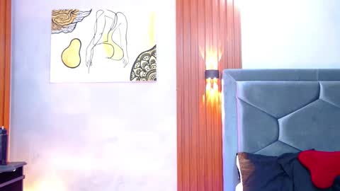 Tayra...  online show from February 25, 6:06 am