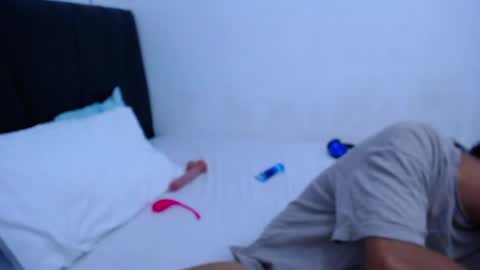 Snapshot of tayronx33 chatting on February 25, 10:42 pm Tayron online show from February 25, 10:42 pm