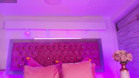 Sofia online show from December 14, 8:26 pm