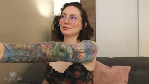 Leo and Luna online show from September 17, 4:43 pm