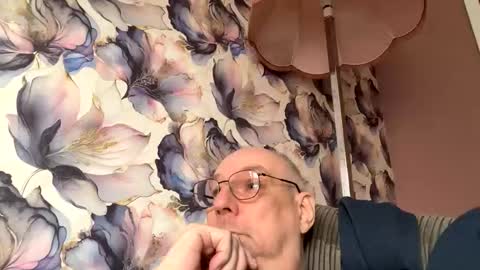 Mark online show from October 16, 11:21 am