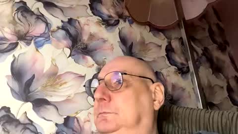 Mark online show from September 20, 2:20 pm