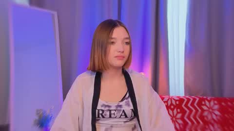 all me precious   online show from February 20, 6:26 am