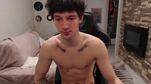 Teddy online show from November 22, 1:48 am