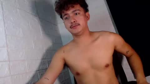 tempting_jon online show from April 4, 3:46 am