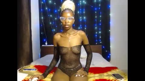 Snapshot of tempting_vibe chatting on October 8, 2:08 am tempting_vibe online show from October 8, 2:08 am