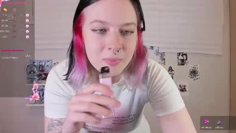  Sue  online show from November 25, 3:00 pm