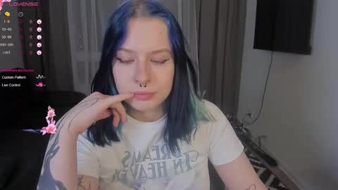  Sue  online show from January 12, 10:50 pm