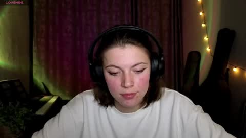 Anny Simpson online show from February 19, 8:19 pm