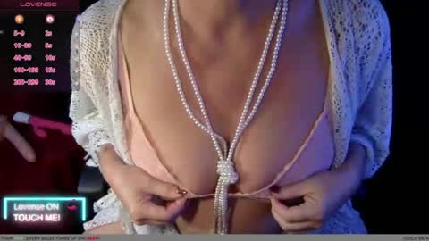 tessa_foxxx online show from November 19, 10:03 am