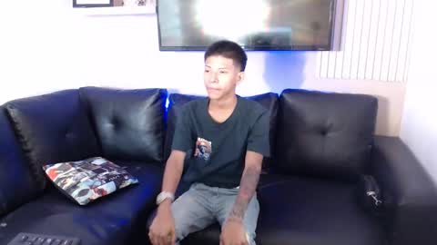 tessachains online show from January 9, 3:23 am