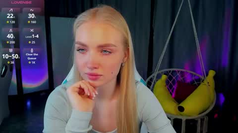 TessaHamilton online show from February 2, 12:34 pm