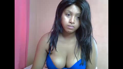 tessmia online show from January 15, 7:50 am