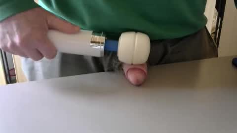 Test the Chat online show from March 17, 8:36 pm