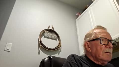 texastwister59 online show from November 22, 1:26 am