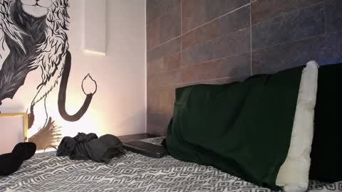 th1ago828986 online show from April 7, 3:19 am