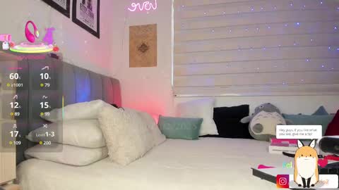 Snapshot of thaeltaylor chatting on February 9, 7:09 pm  Thael online show from February 9, 7:09 pm