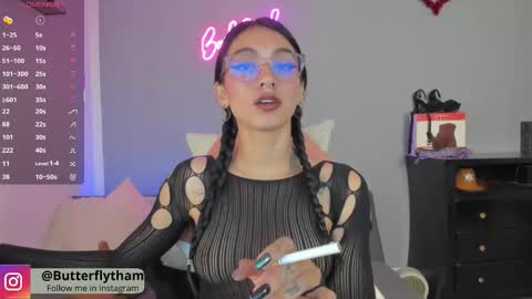 thamara_cooper_ online show from March 26, 6:19 am