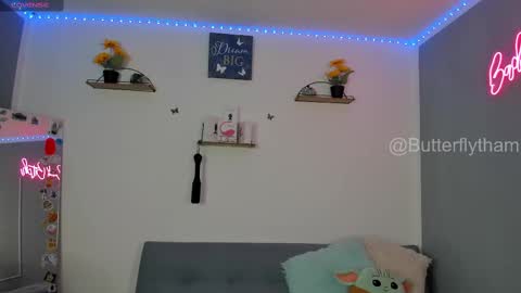 thamara_cooper_ online show from February 14, 1:13 am