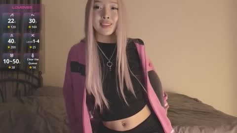 Snapshot of thanos_world1321002 chatting on September 16, 10:02 pm thanos_world1321002 online show from September 16, 10:02 pm