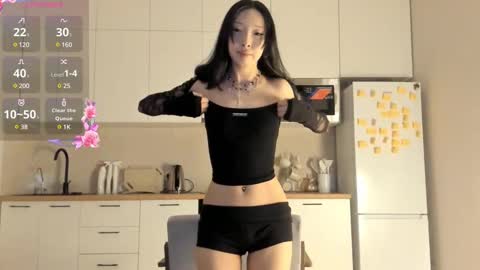 Snapshot of thanos_world1321002 chatting on February 26, 9:42 pm thanos_world1321002 online show from February 26, 9:42 pm