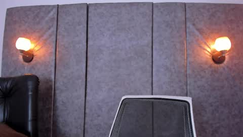 thara webstter online show from April 15, 11:46 am