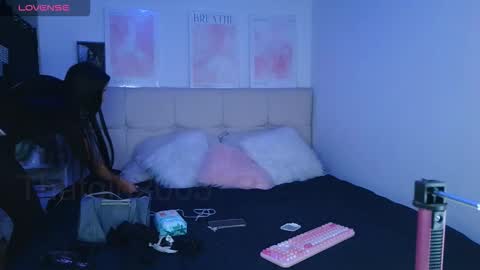   online show from February 16, 2:59 pm