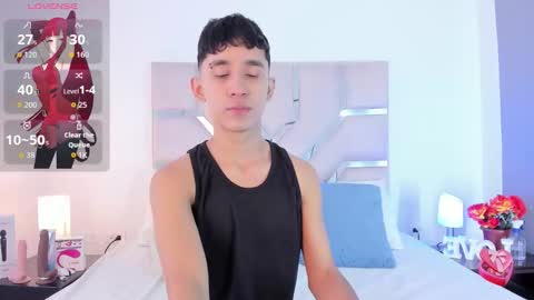 Thayler  online show from November 18, 11:24 am