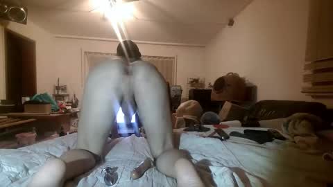 THChill online show from April 18, 7:58 pm