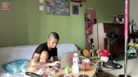 the_emmarouge online show from May 29, 3:48 am