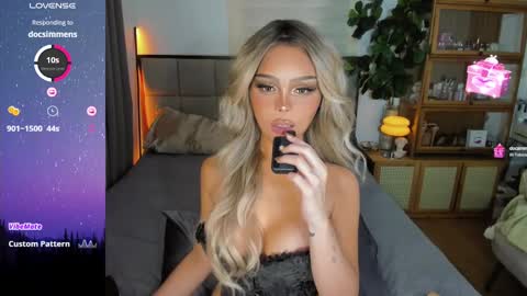 nabi butterfly online show from December 5, 9:55 pm