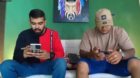 SCOTT  THEO  KAMERON  GENDERSON online show from January 6, 5:06 pm