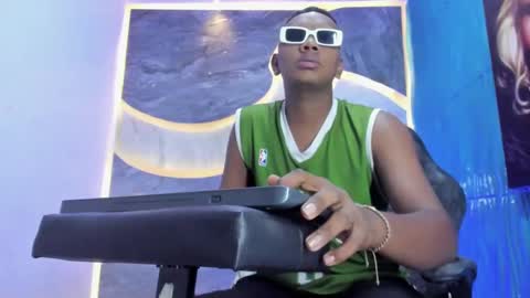 the_hot_boy0 online show from November 6, 12:30 pm