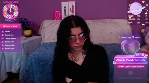 lilith  online show from April 10, 5:50 pm