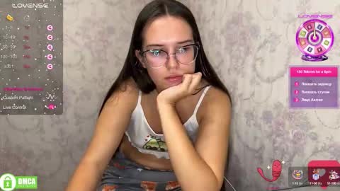 Alice online show from September 20, 7:28 pm