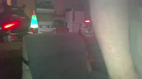 thealiensarecumming online show from June 10, 4:12 am