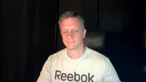 ISABELLA or MATT online show from June 8, 7:26 pm