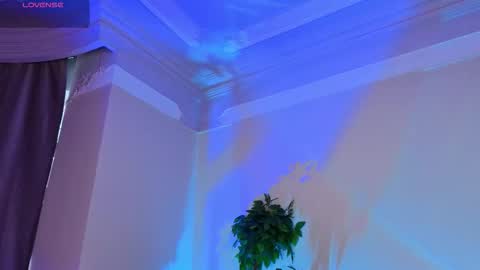 Lucy online show from March 5, 12:47 pm