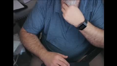 The Bear King online show from December 1, 5:16 am