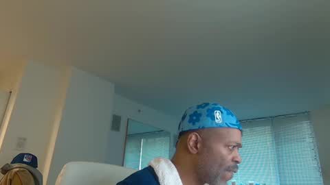 Snapshot of theblacklordmaster chatting on January 24, 1:36 pm theblacklordmaster online show from January 24, 1:36 pm