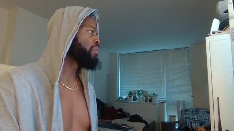 Snapshot of theblacklordmaster chatting on October 3, 12:35 pm theblacklordmaster online show from October 3, 12:35 pm