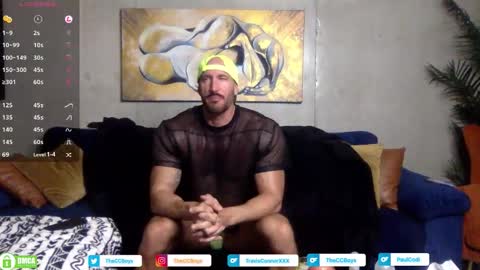 The CC Boys  Travis Connor  Paul Codi online show from December 1, 3:15 am