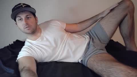 Theetwohander online show from December 19, 3:35 am