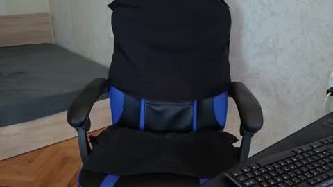 Vince online show from May 13, 1:32 pm