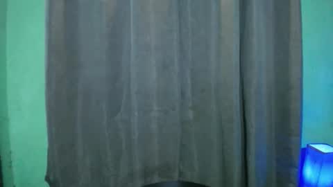 thegirlyouneedxoxo online show from January 14, 12:29 am