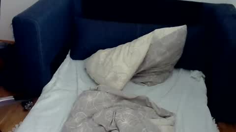 Alex online show from February 25, 12:03 am