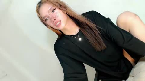 laisa online show from February 7, 10:52 pm