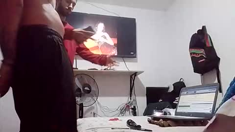 thehousedog online show from January 12, 9:33 pm