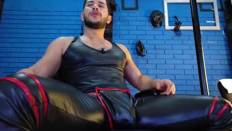 Ian Deniel online show from March 14, 11:31 pm