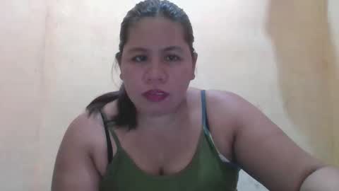 Snapshot of thelma794100 chatting on October 19, 10:14 pm thelma794100 online show from October 19, 10:14 pm
